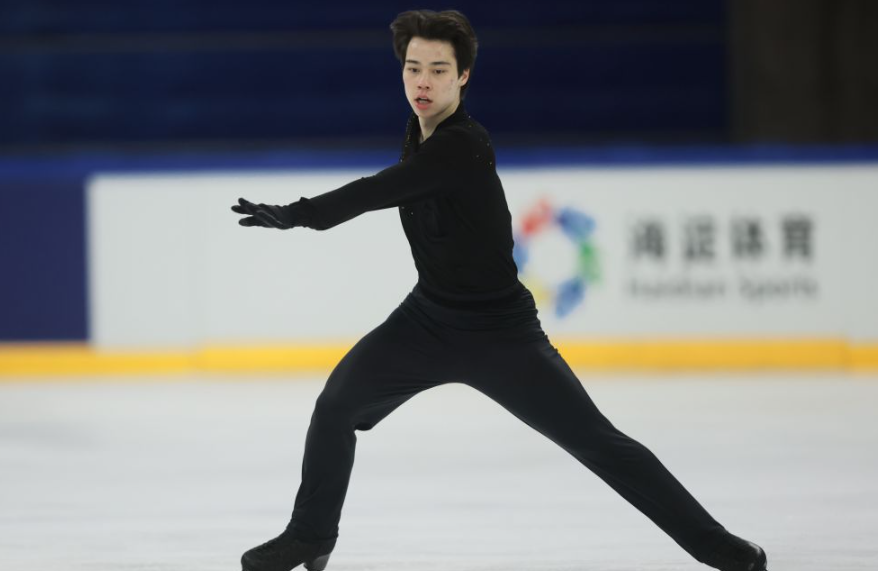 体验九游会娱乐的多元文化氛围
